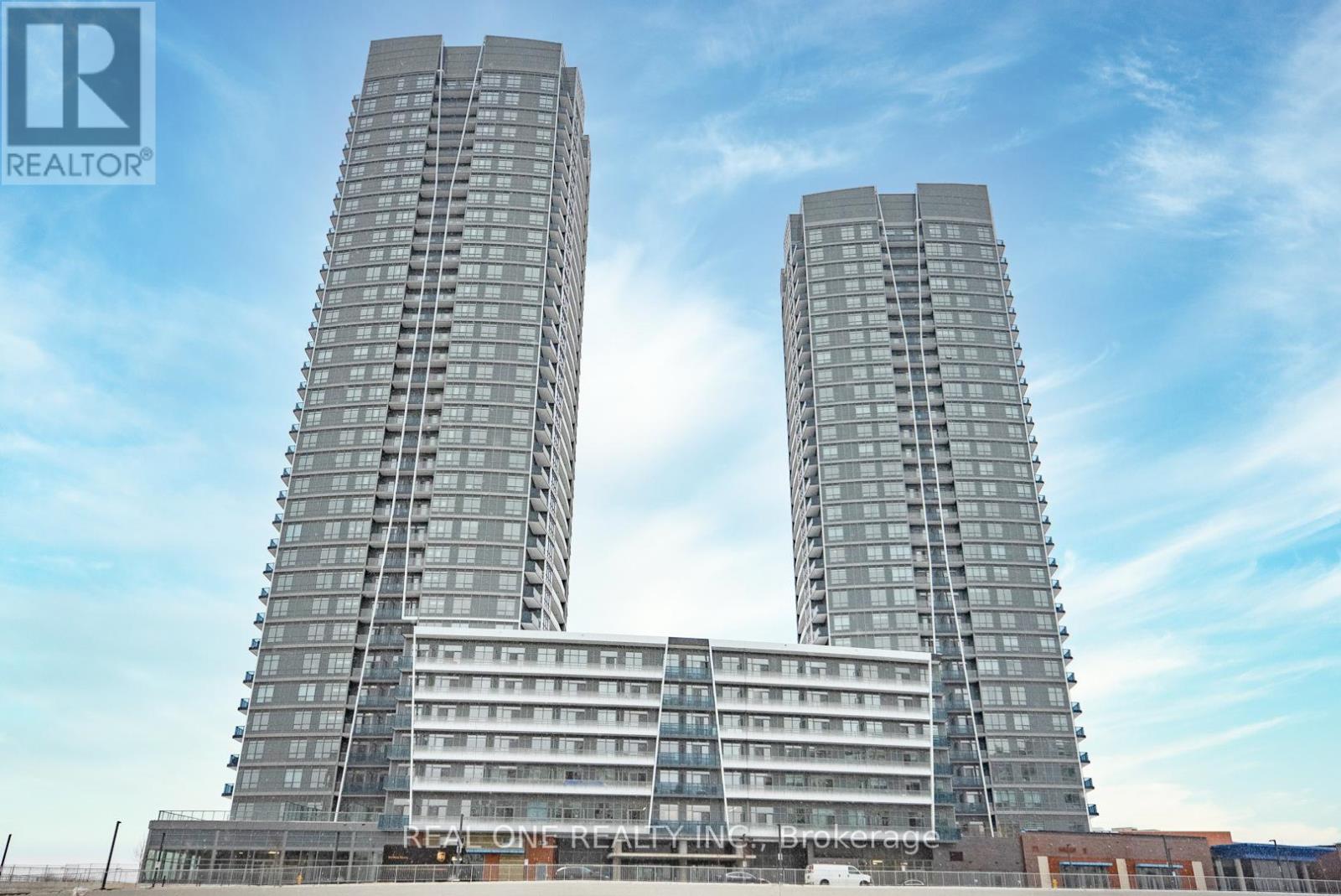 A2606 - 30 UPPER MALL WAY