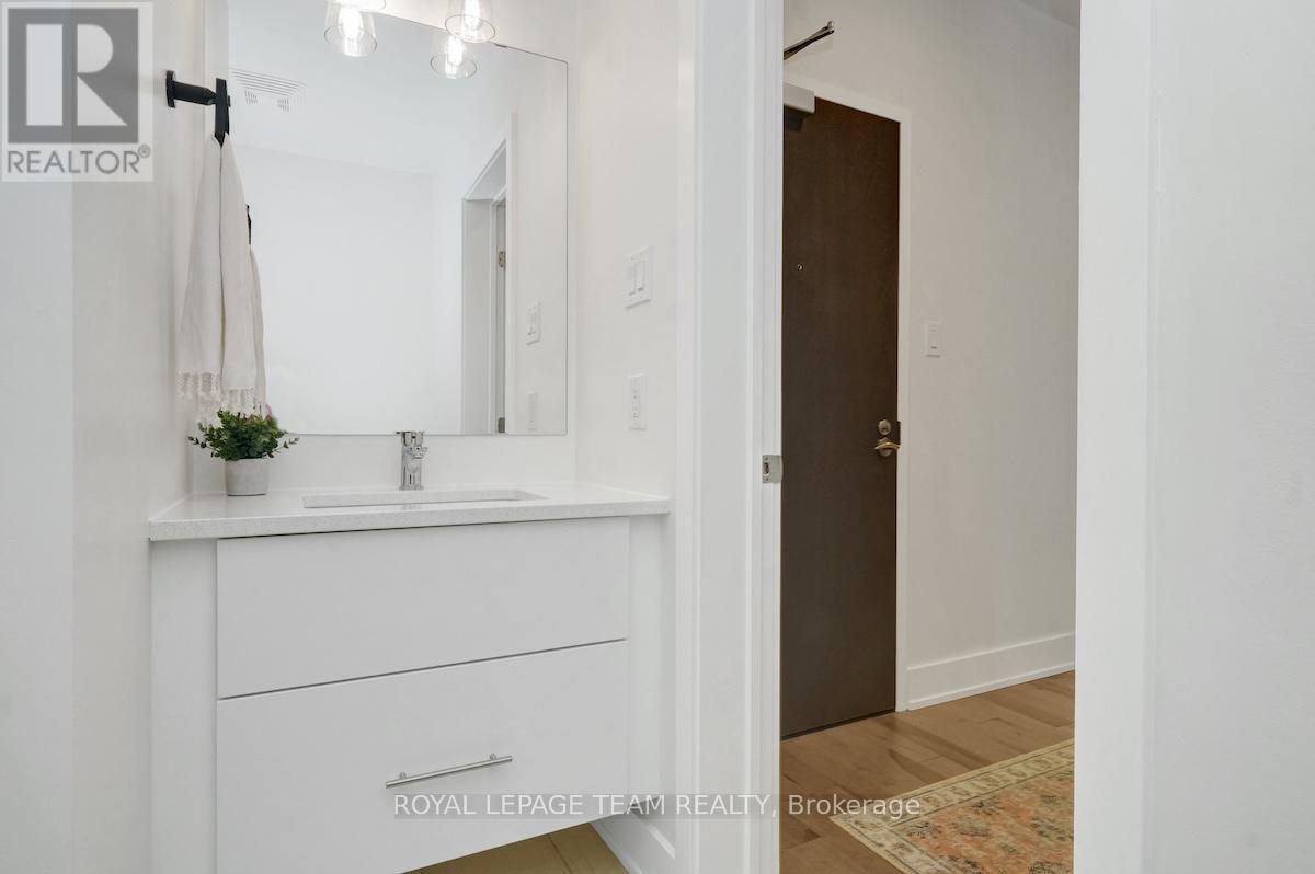 309 - 108 RICHMOND ROAD