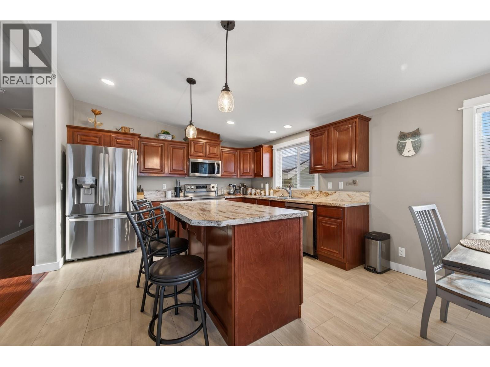 768 SHUSWAP E Road Unit# 14