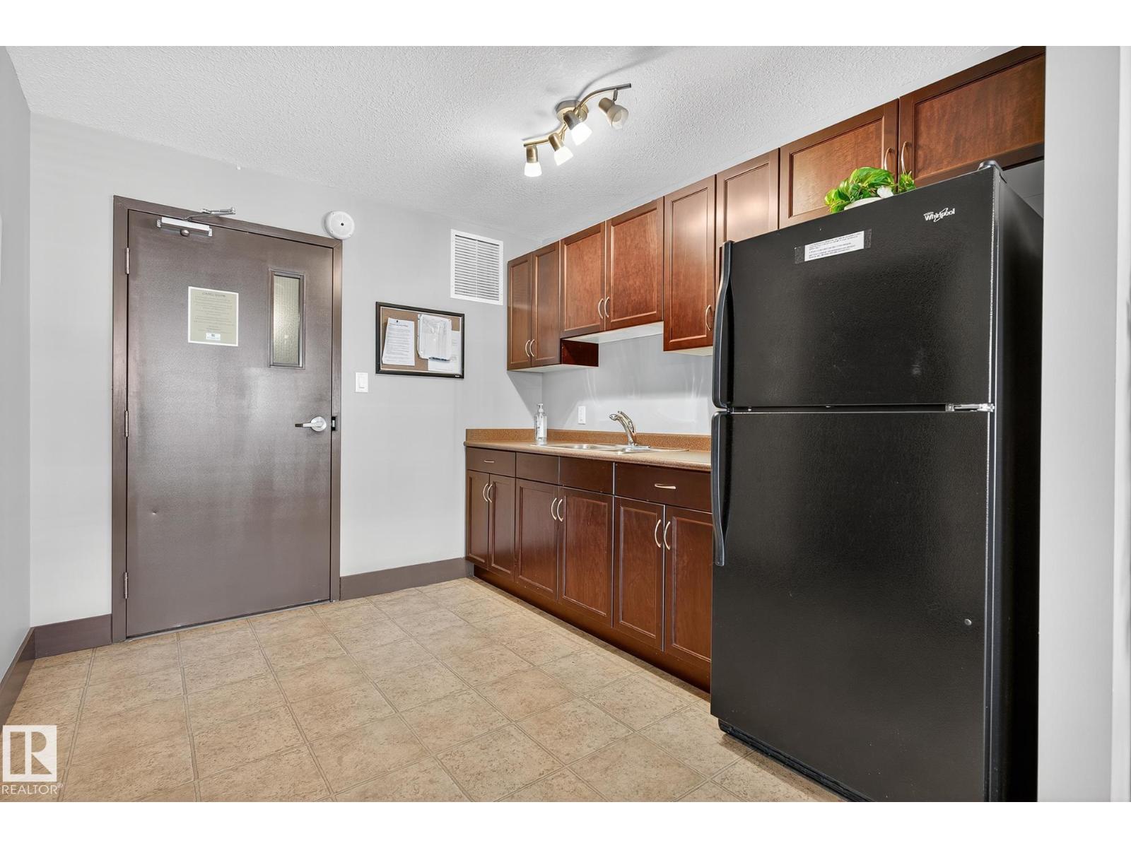 #134 11505 ELLERSLIE RD SW