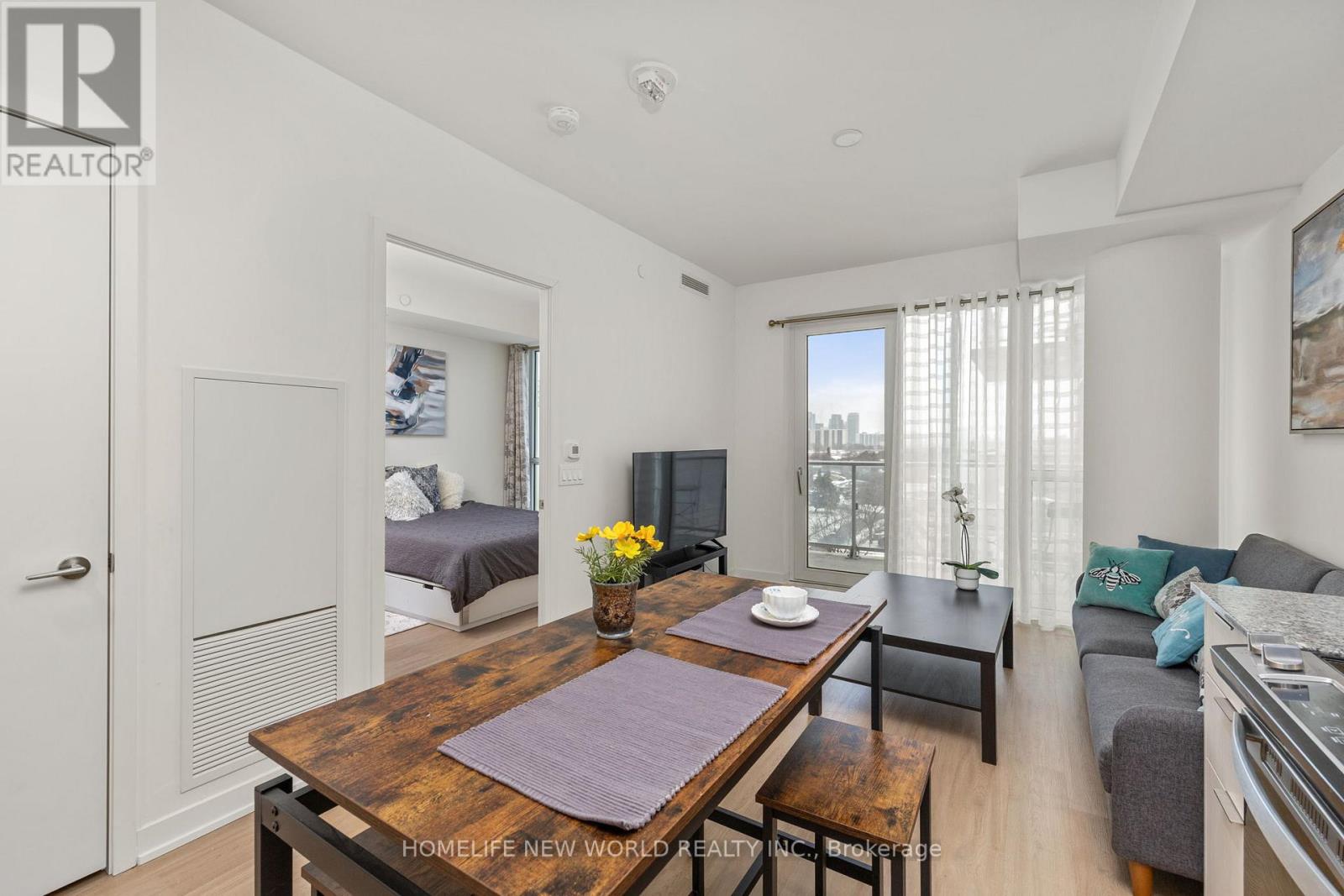 1107 - 10 DEERLICK COURT