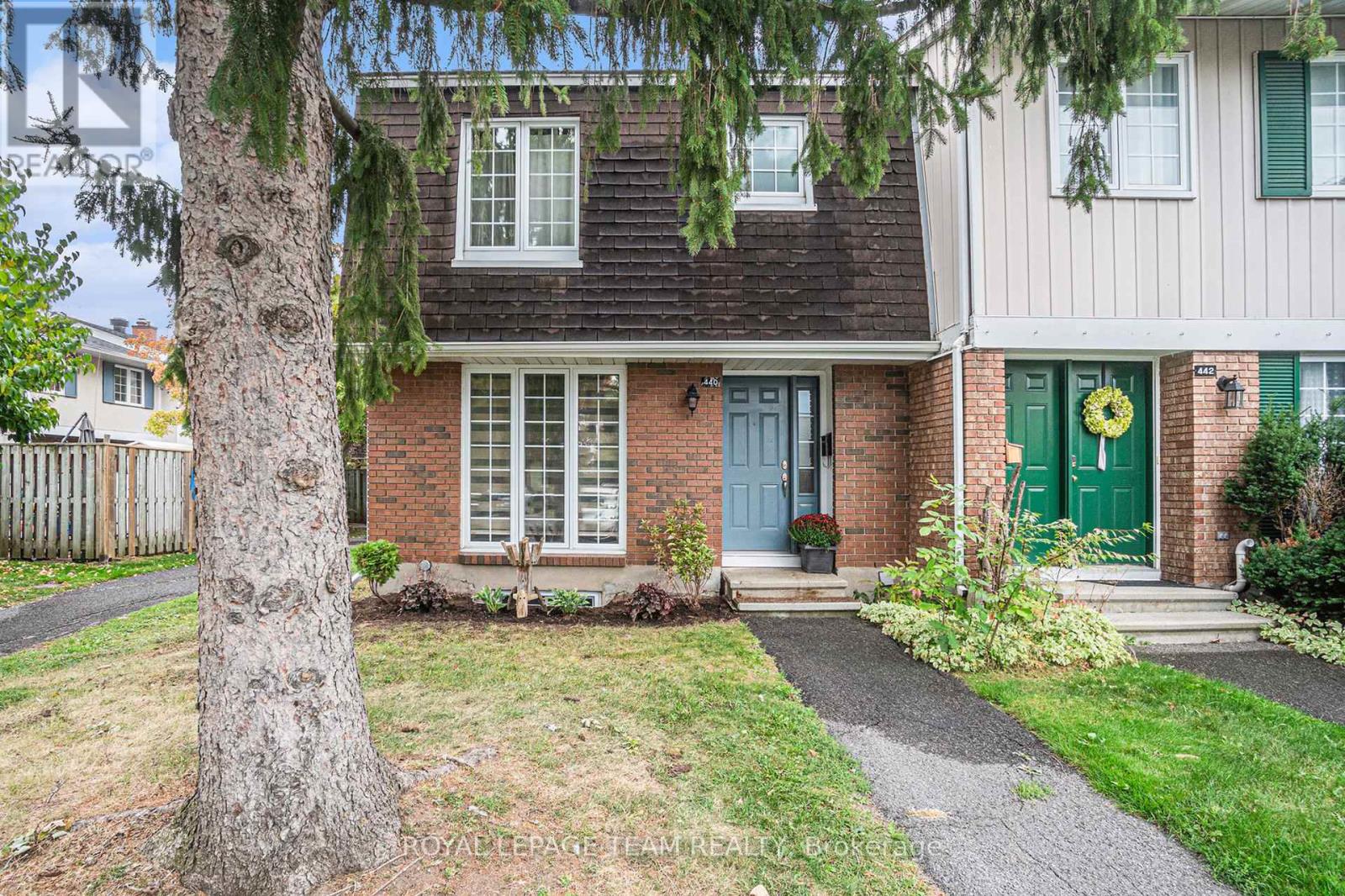 218 - 440 KINTYRE PRIVATE