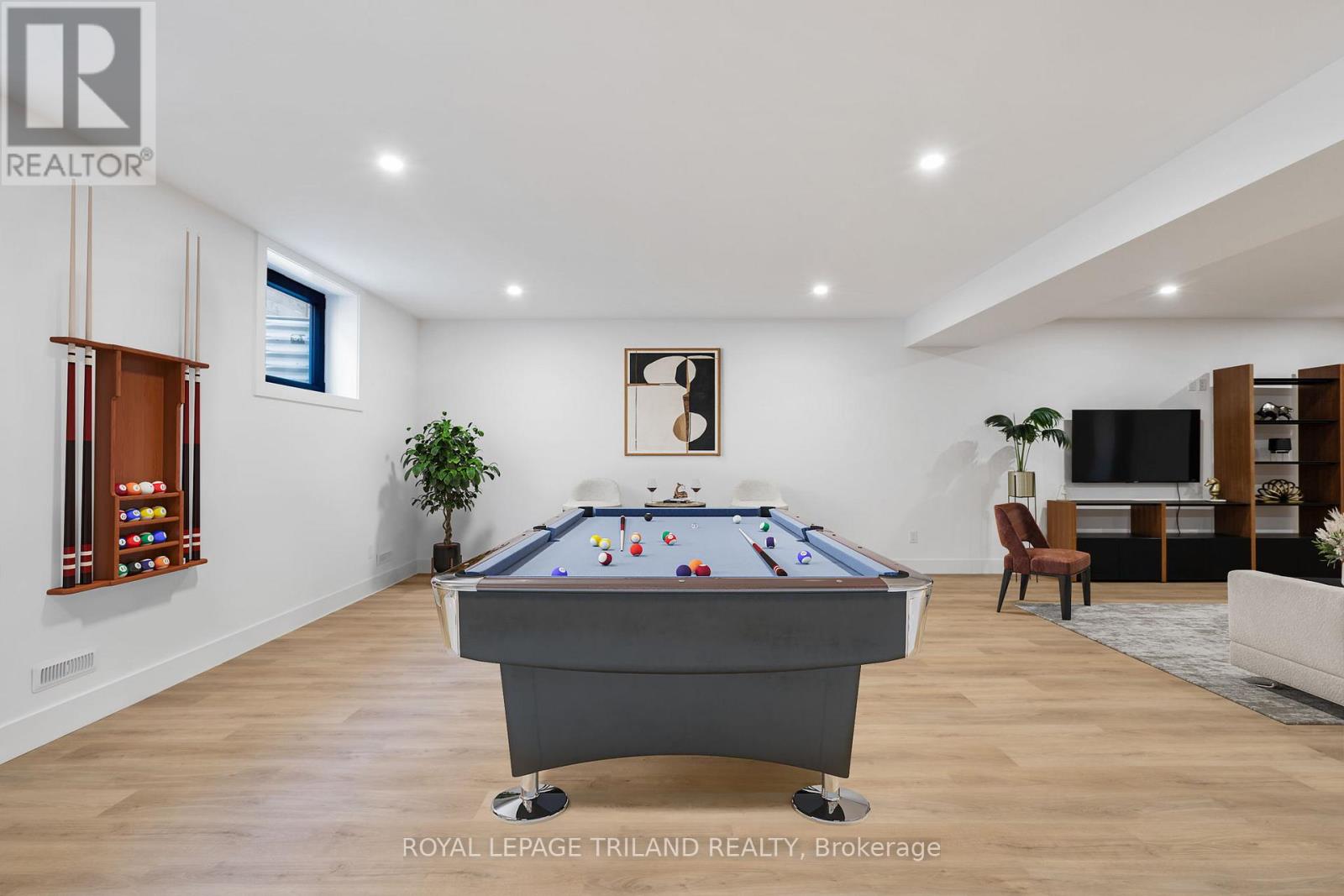 3455 GRAND OAK CROSSING