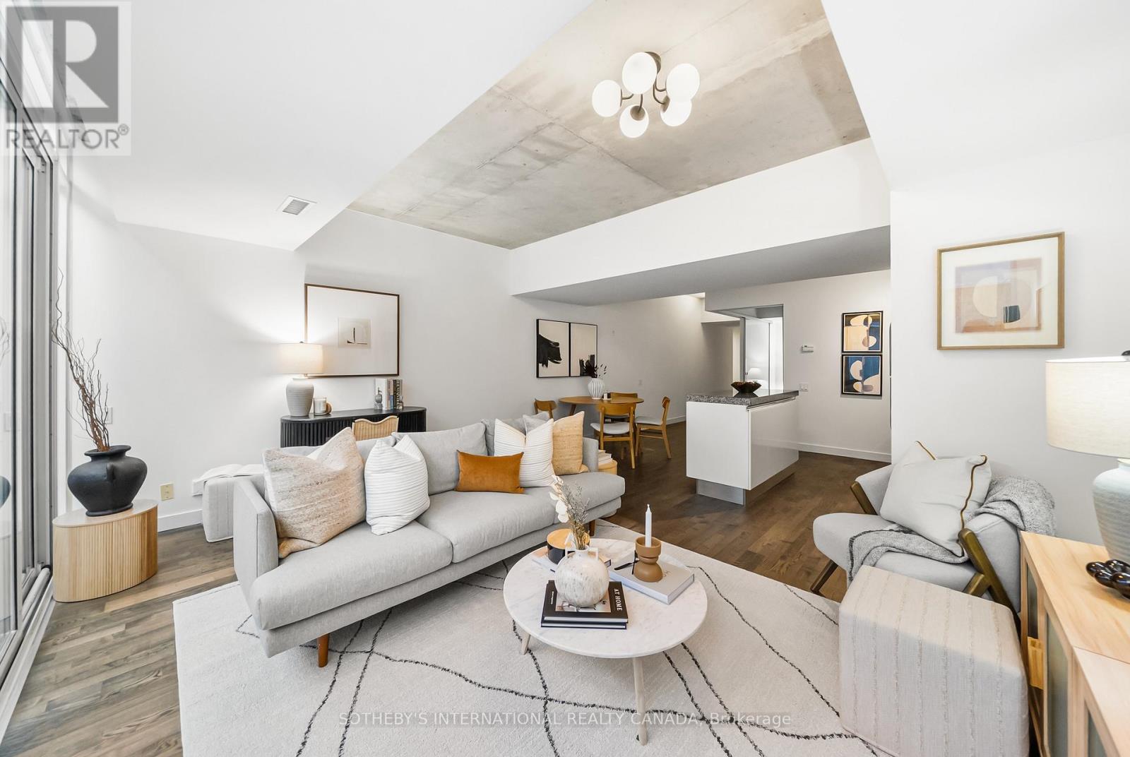 104 - 75 PORTLAND STREET