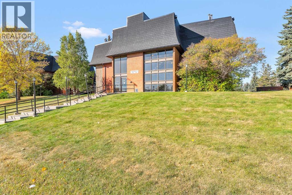 2106, 4001B 49 Street NW