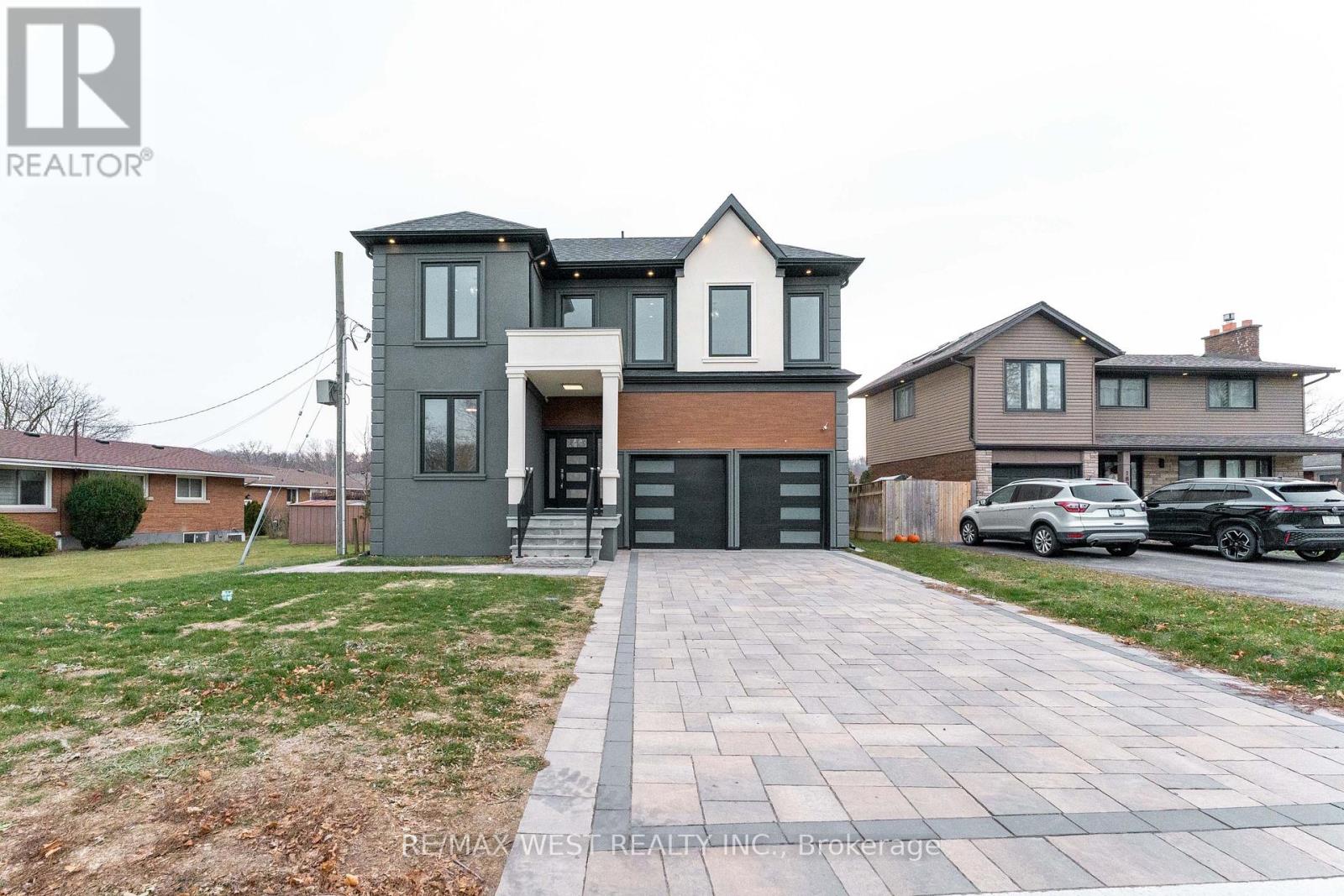 185 RIVERVIEW BOULEVARD