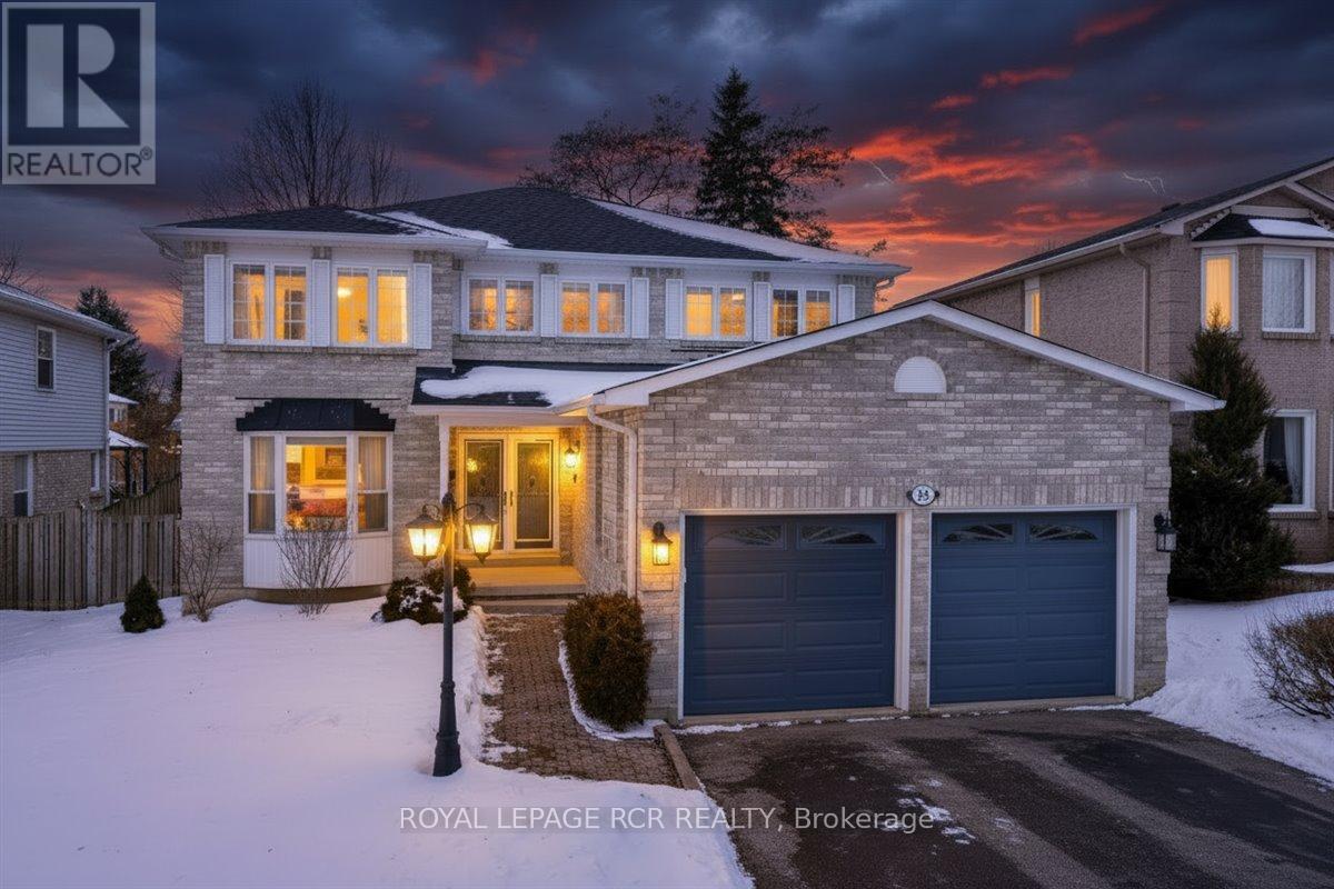 38 CHIPPERFIELD CRESCENT