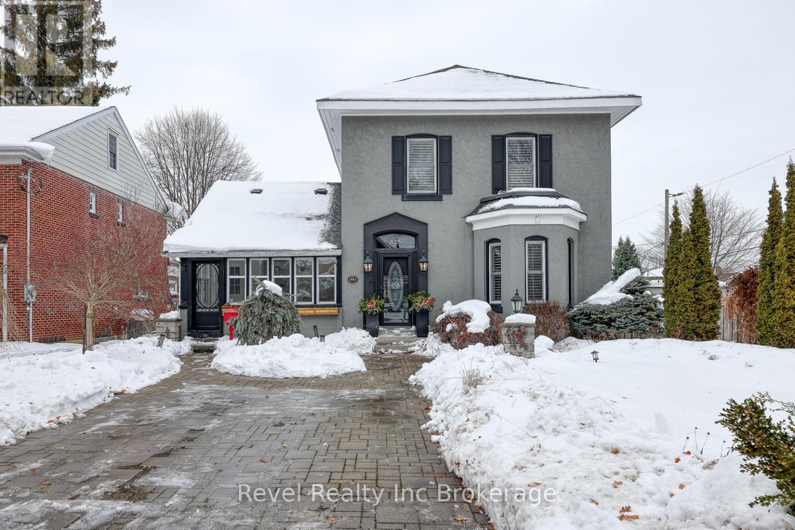 425 INGERSOLL AVENUE