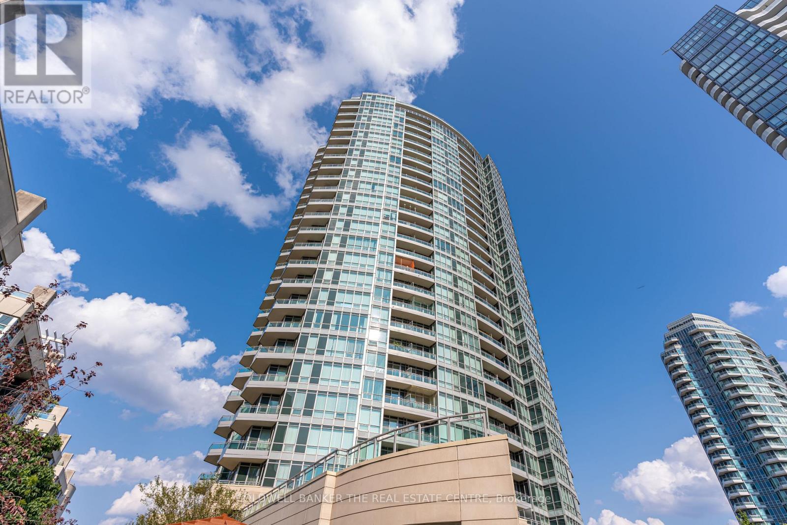 310 - 18 HOLMES AVENUE