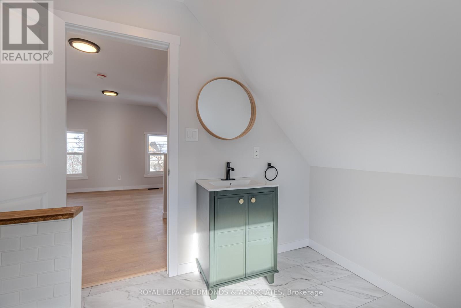 204 MCALLISTER STREET