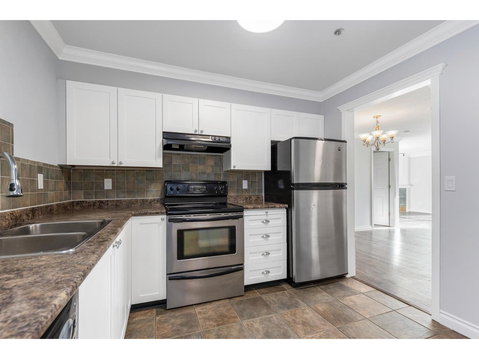 313 33165 2ND AVENUE