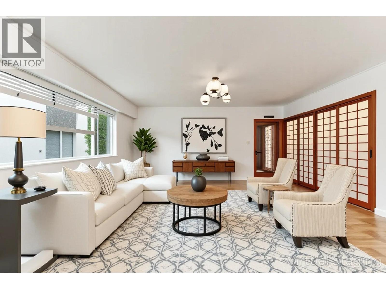 106 1879 BARCLAY STREET