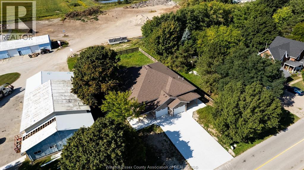 98 ERIE STREET North