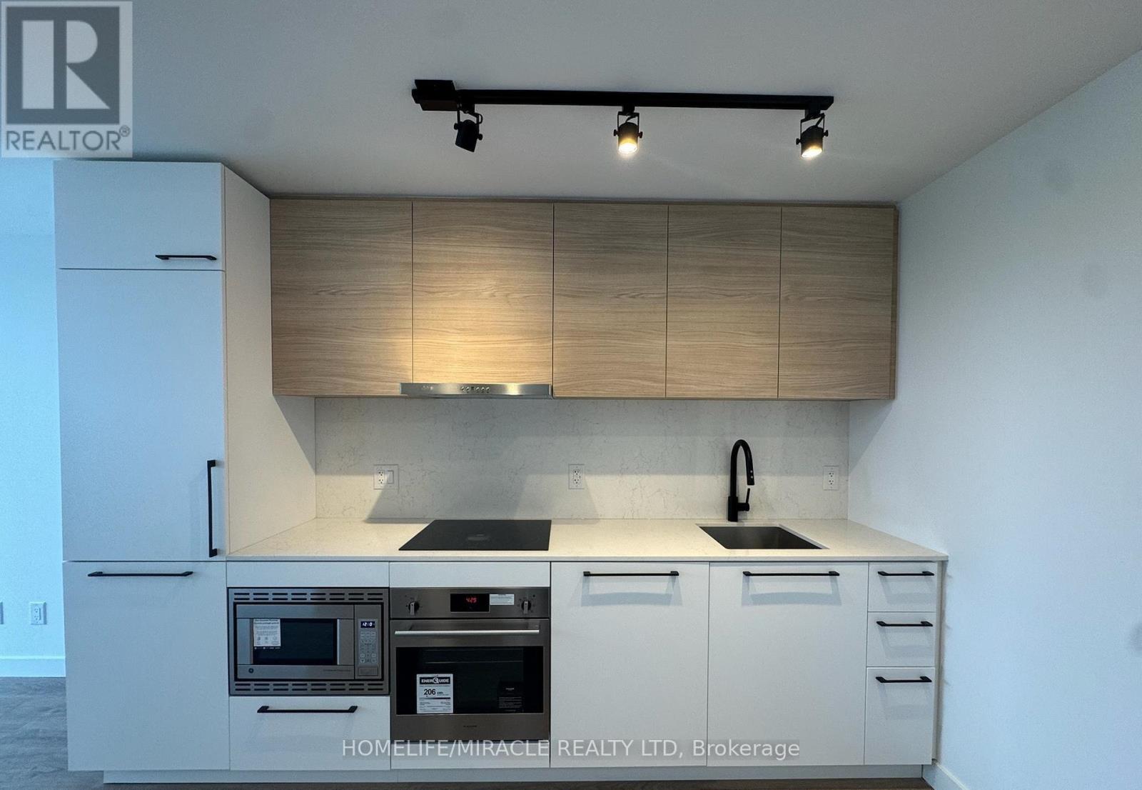 1012 - 1050 EASTERN AVENUE