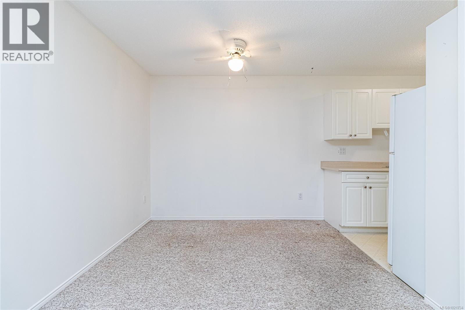 301 3251 Cowichan Lake Rd