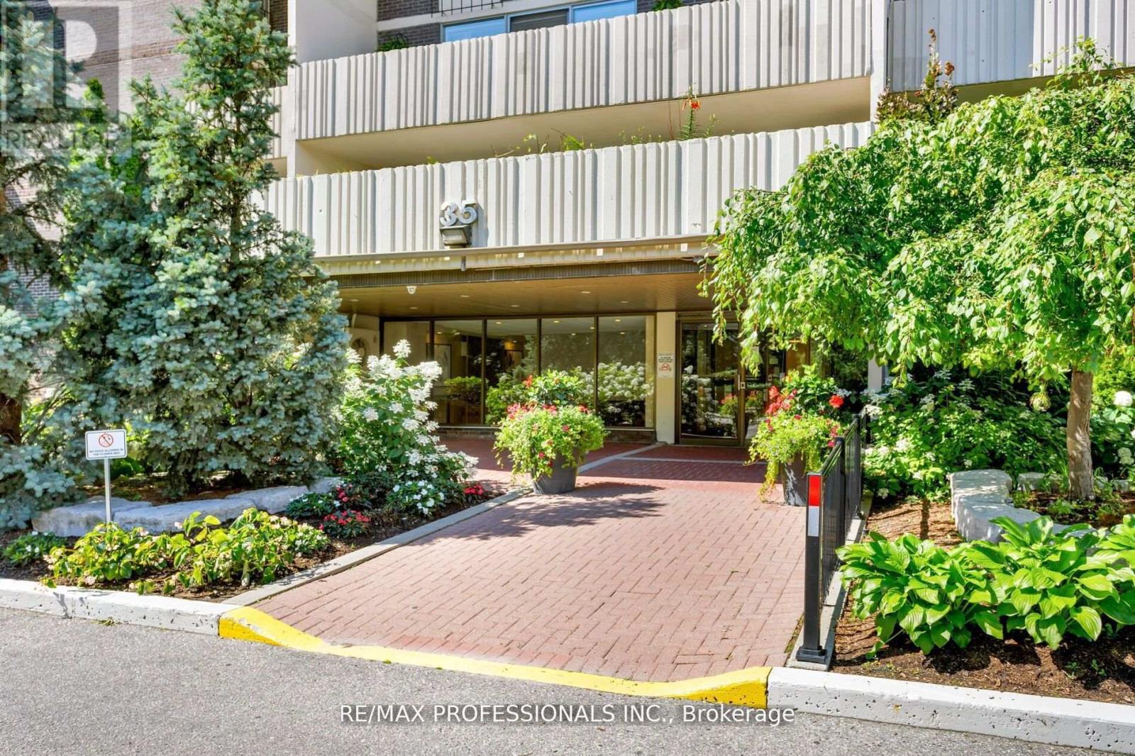 510 - 35 ORMSKIRK AVENUE