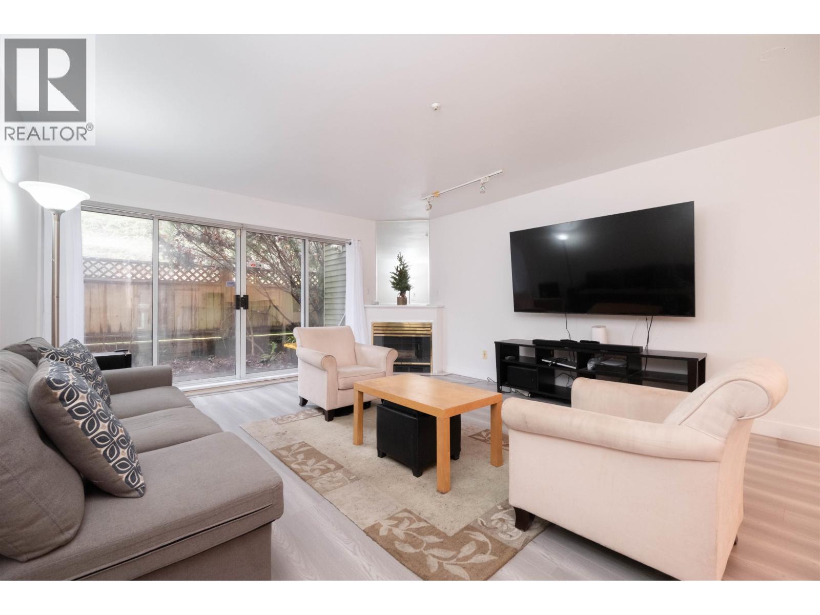 3371 FIELDSTONE AVENUE