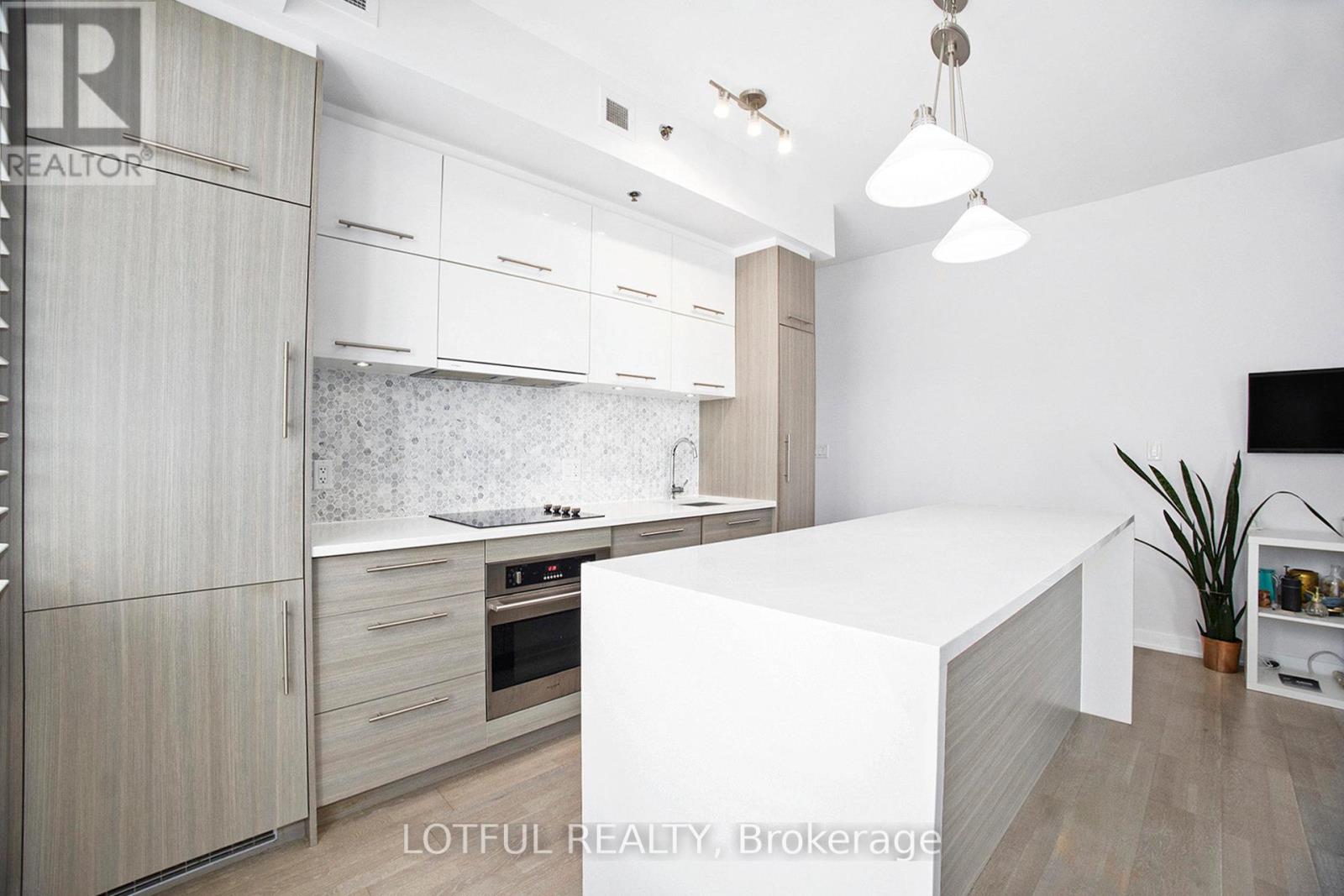 601 - 428 SPARKS STREET