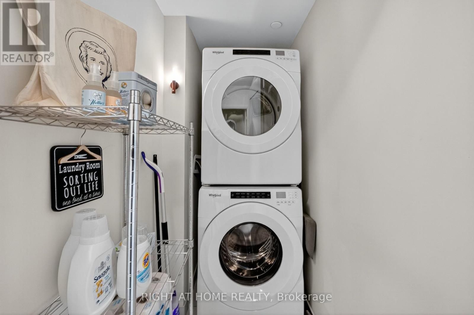 215 - 8960 JANE STREET