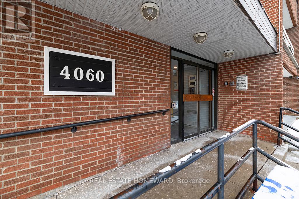 505 - 4060 LAWRENCE AVENUE