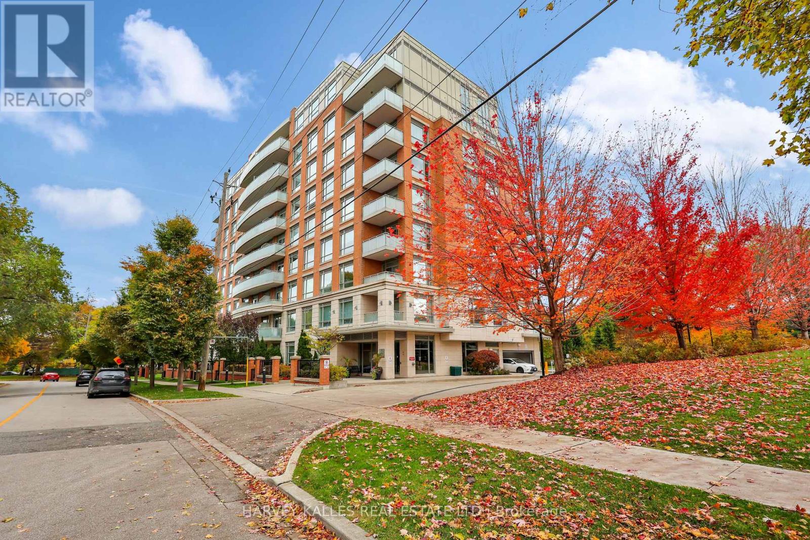 305 - 17 RUDDINGTON DRIVE