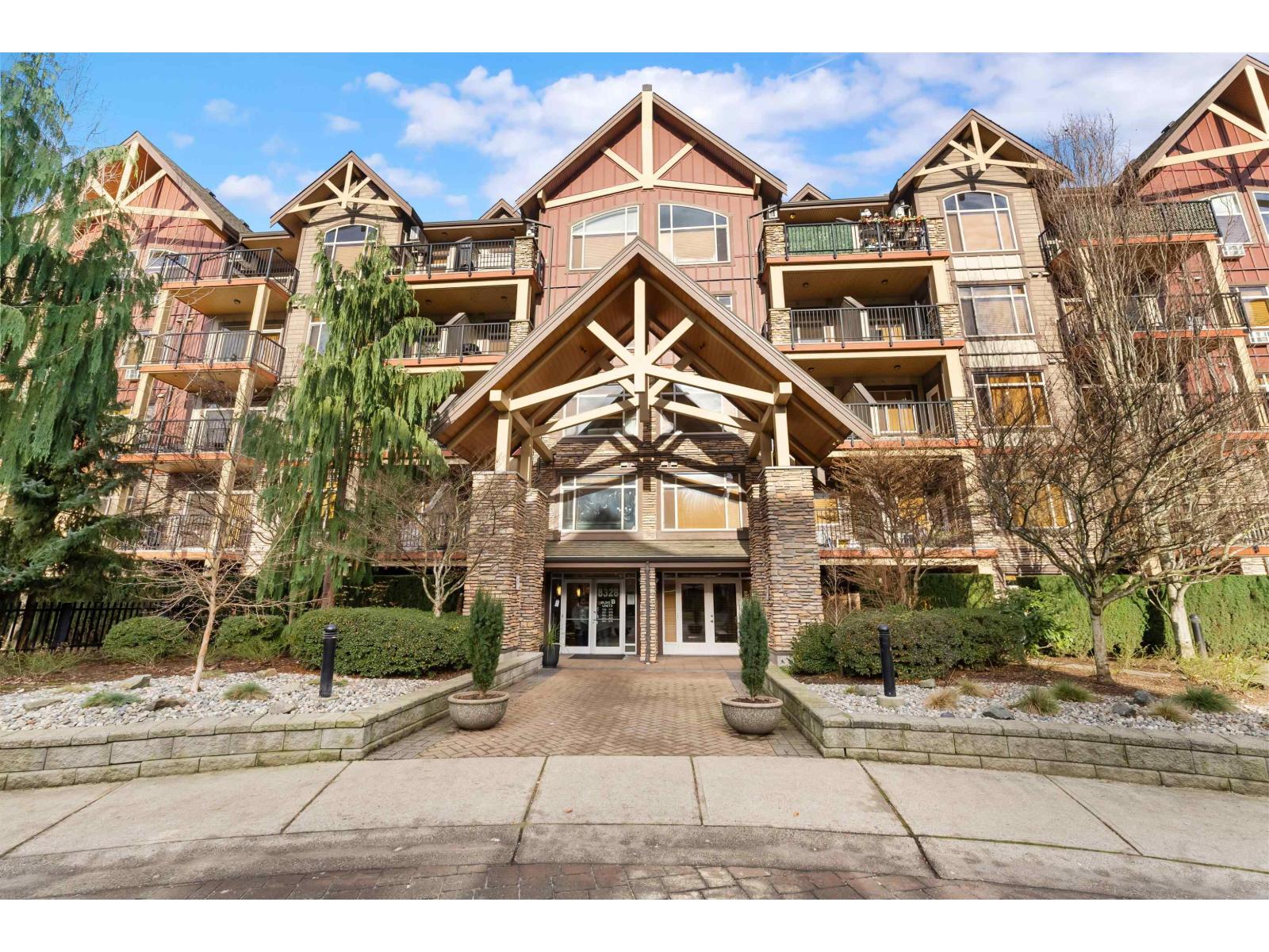 251 8328 207A STREET