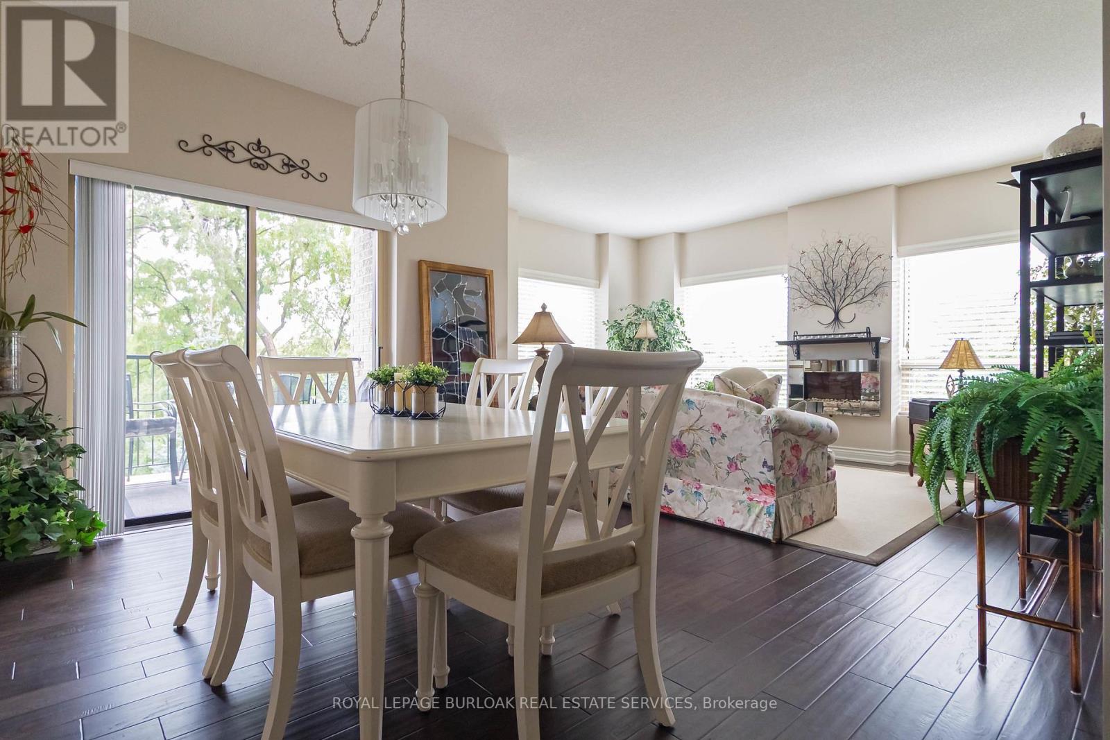 305 - 3497 UPPER MIDDLE ROAD