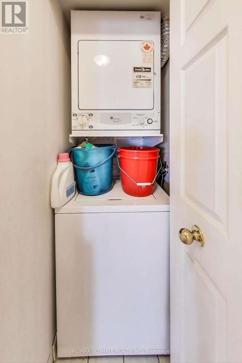 710 - 7 LORRAINE DRIVE