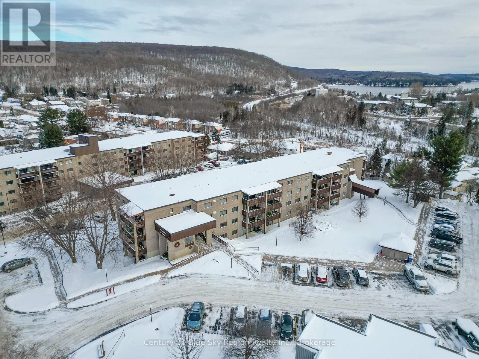 202 - 149 LINDSAY STREET