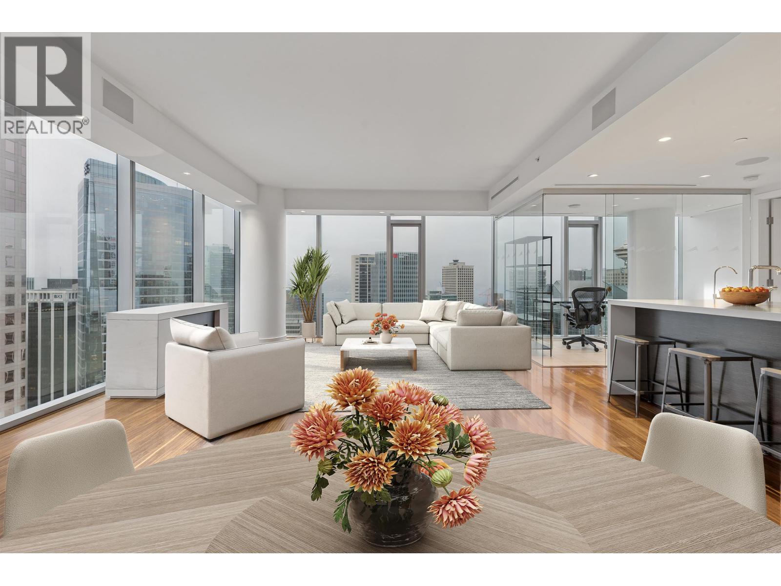 2702 667 HOWE STREET