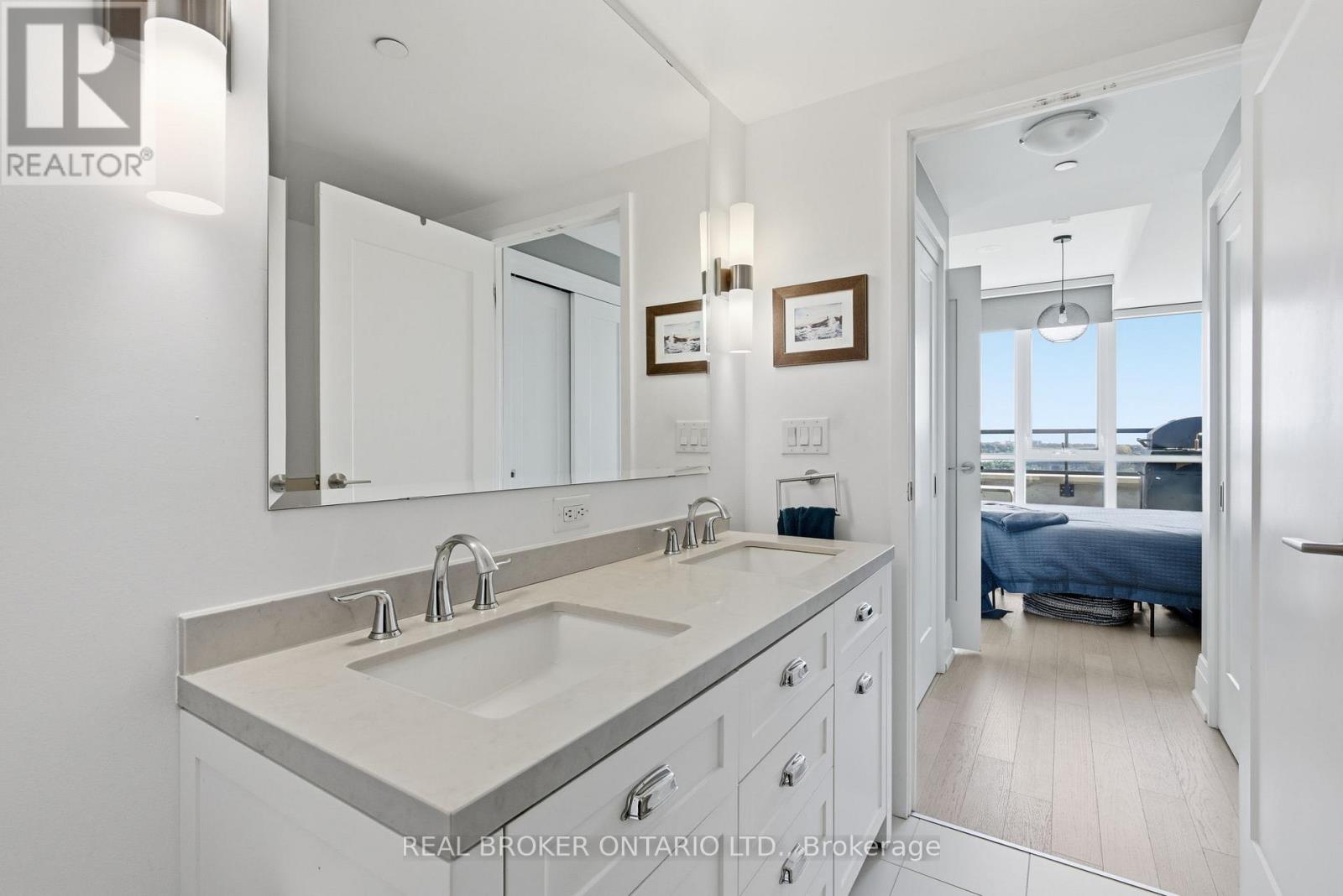 606 - 25 MALCOLM ROAD