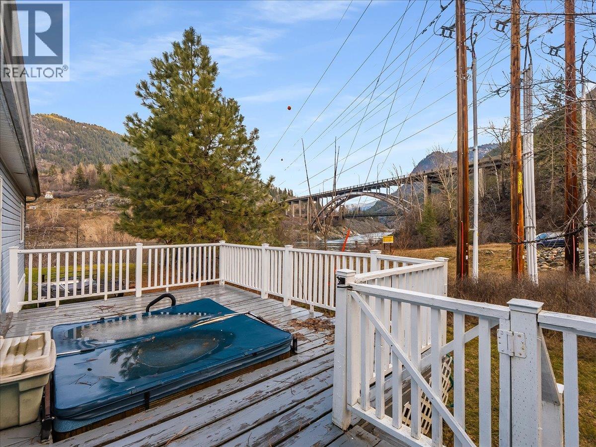 651 ROSEDALE Road Unit# 13