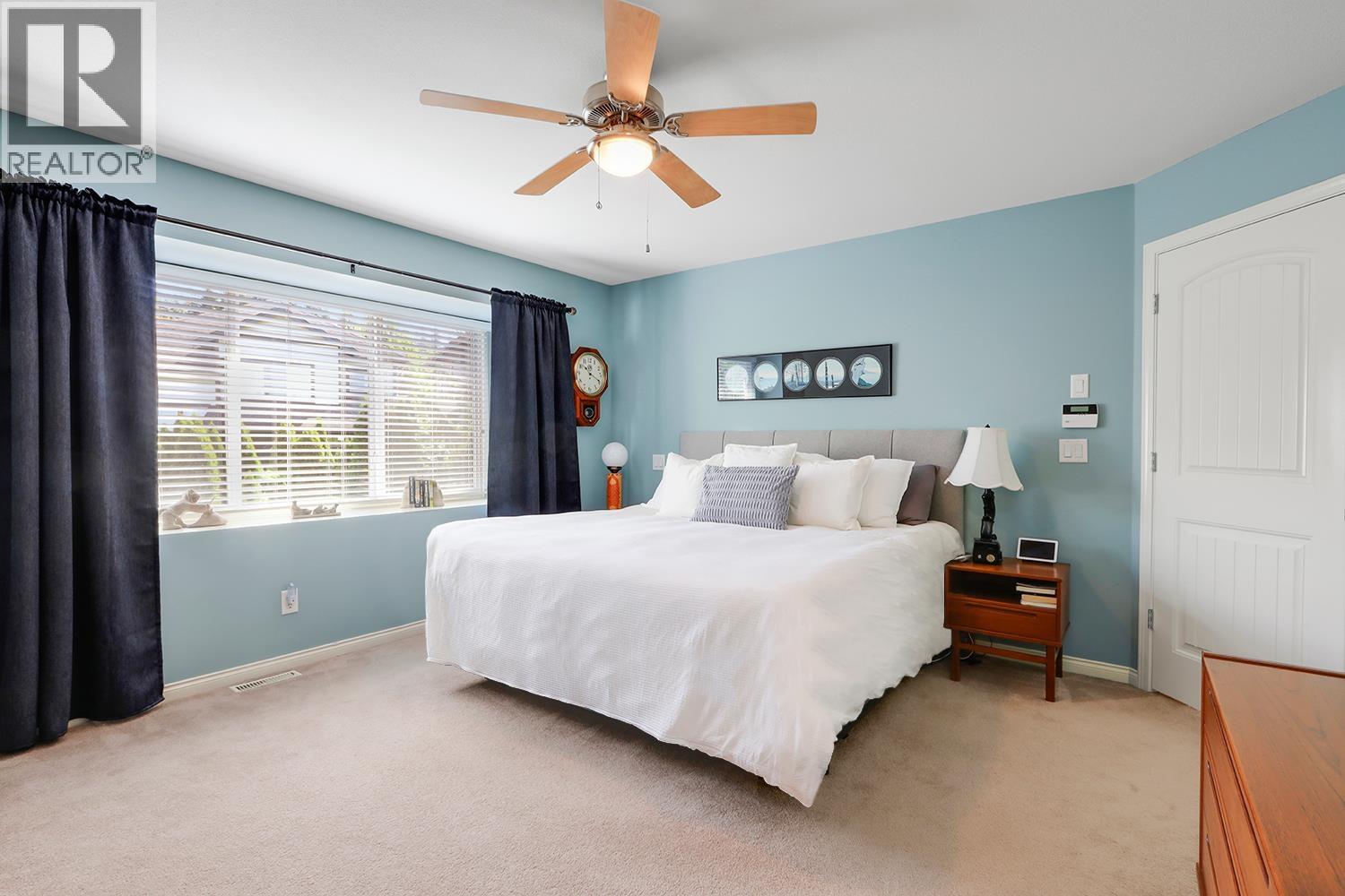 13895 DOCKSTEADER LOOP