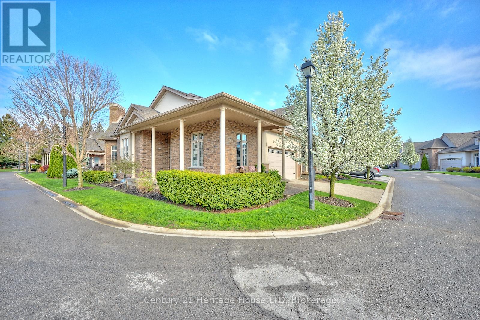 42 - 3232 MONTROSE ROAD