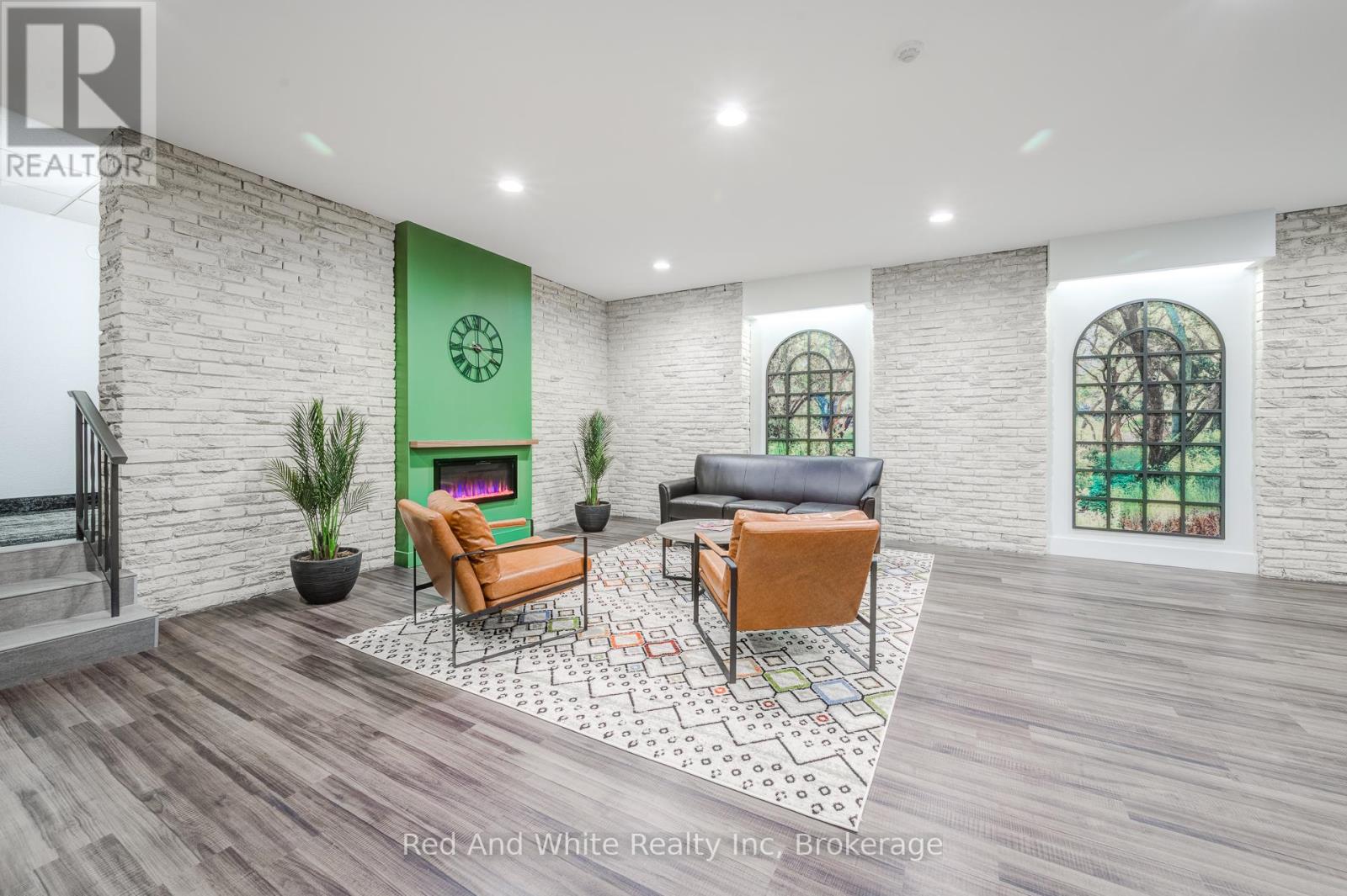 405 - 89 WESTWOOD ROAD