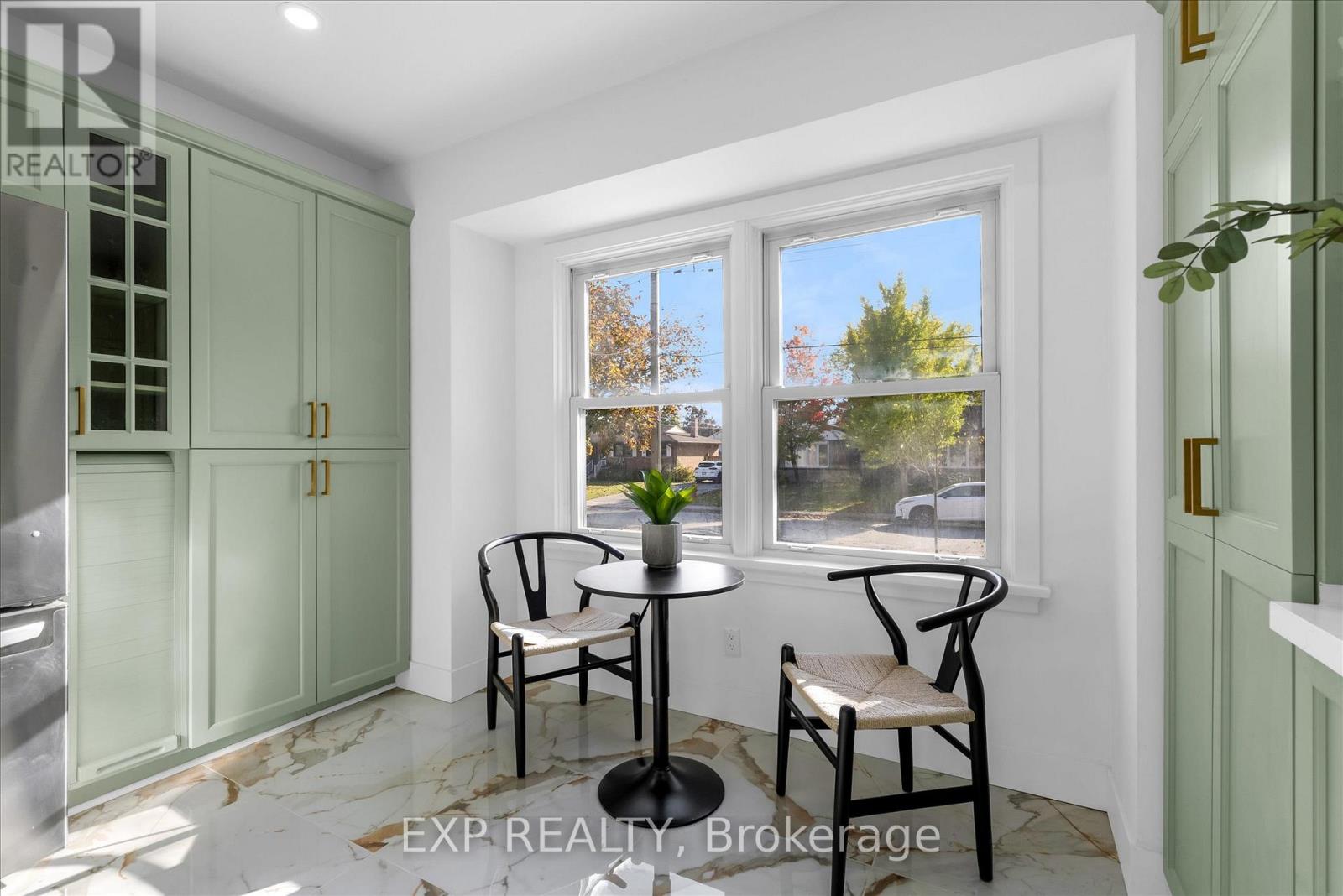 39 GRANDFIELD STREET