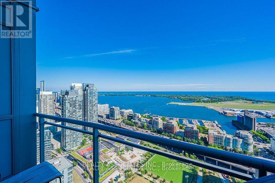 1001 - 151 DAN LECKIE WAY
