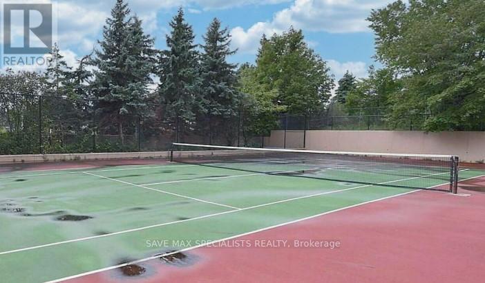 1214 - 135 HILLCREST AVENUE