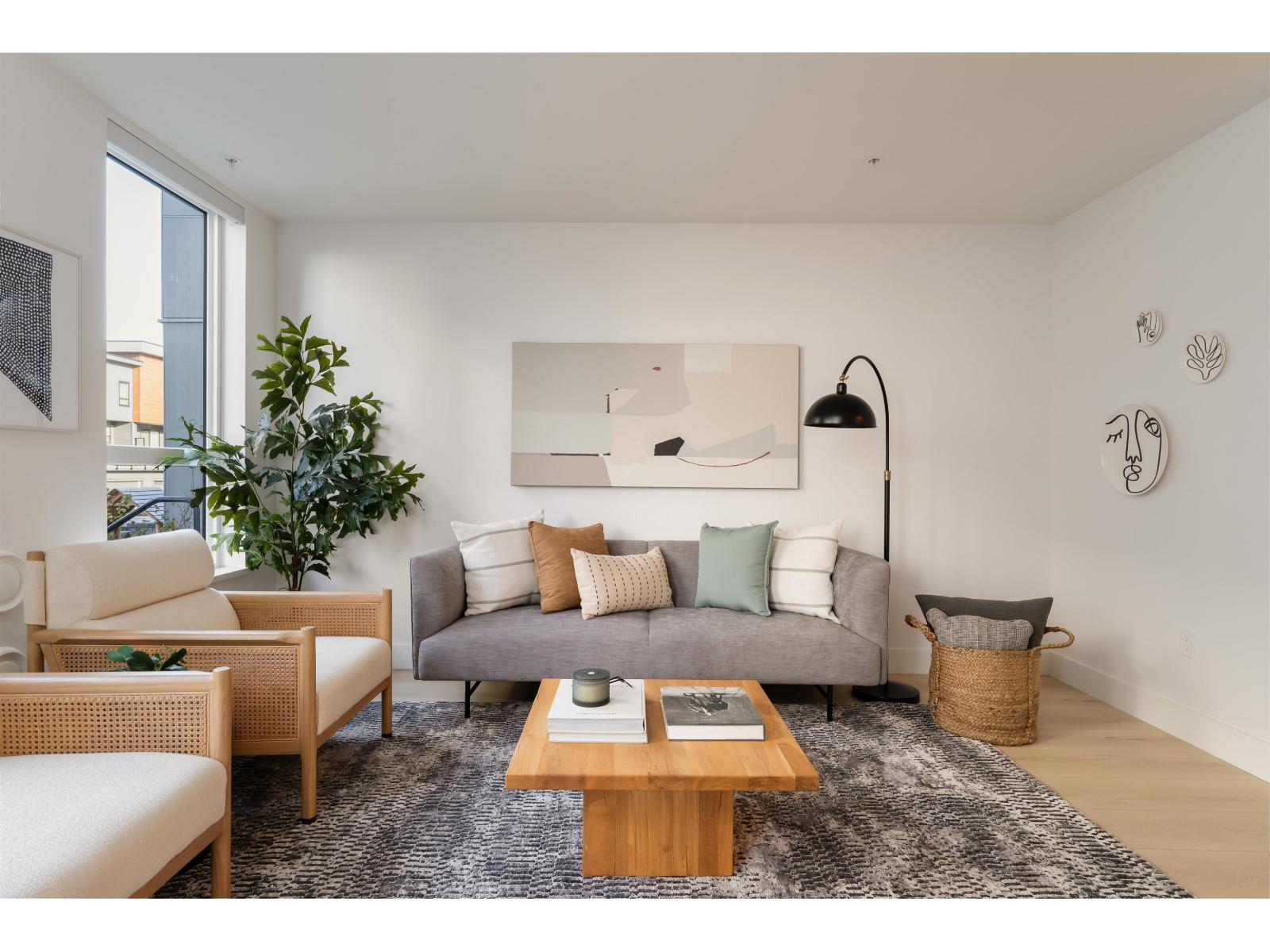 101 30494 CARDINAL AVENUE