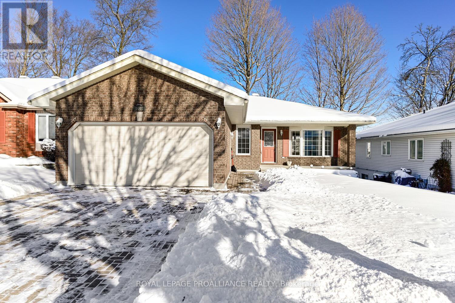 1003 MONTROSE STREET