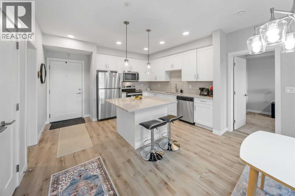 205, 150 Shawnee Square SW