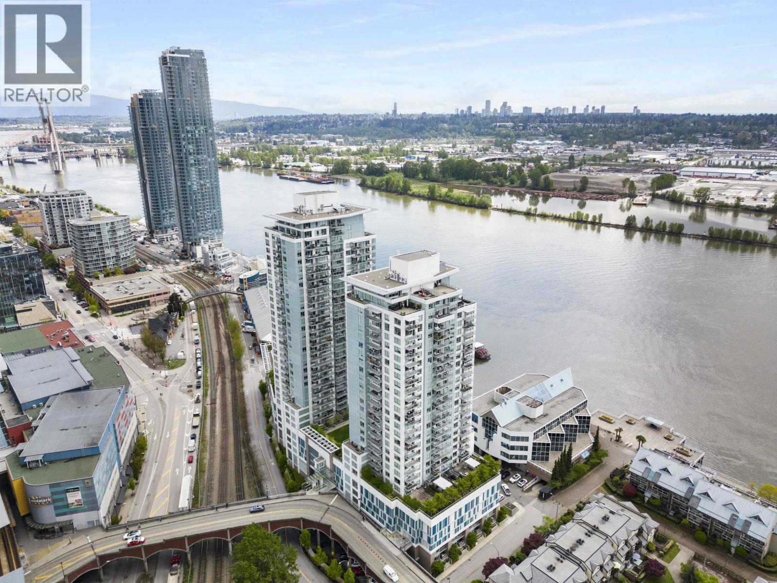 2509 908 QUAYSIDE DRIVE