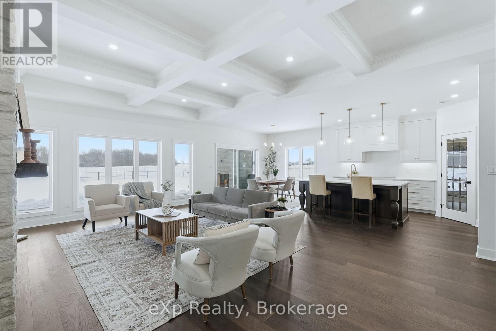 1036 WALTON AVENUE N