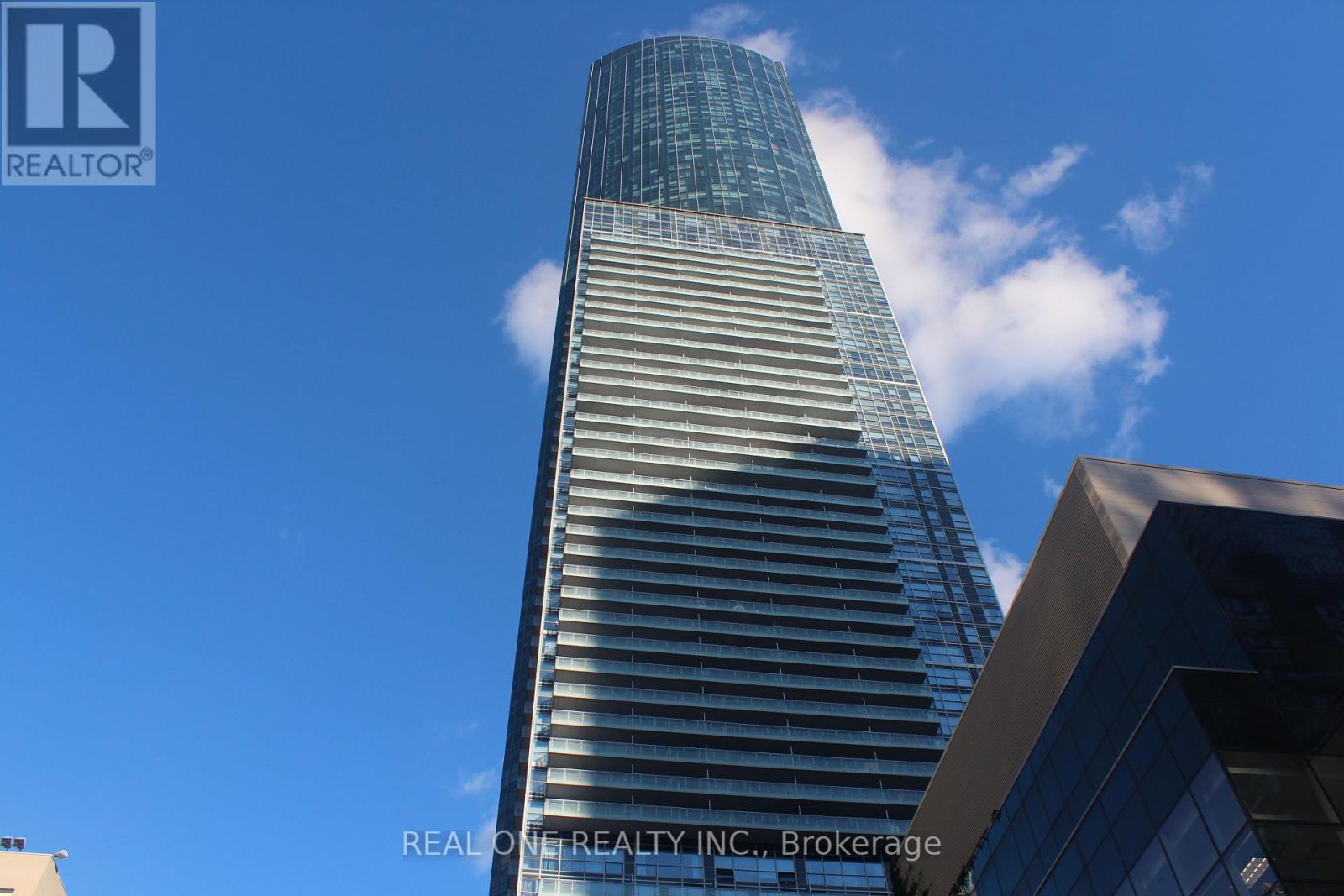 4010 - 386 YONGE STREET