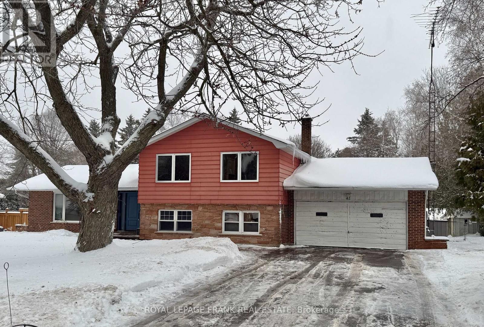 41 FELCHER BOULEVARD