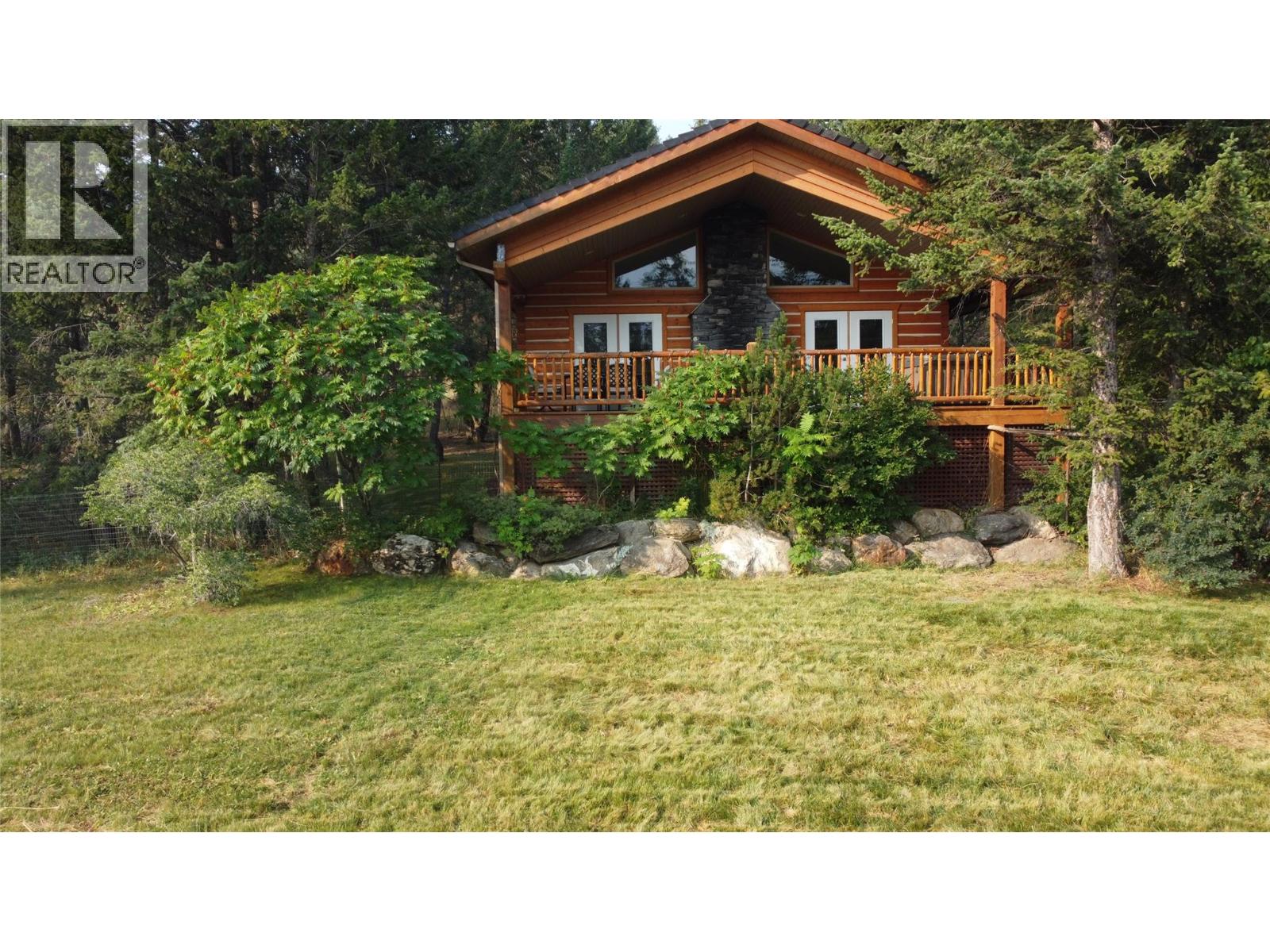 6755 COLUMBIA LAKE Road