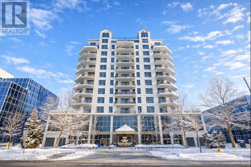 1202 - 250 PALL MALL STREET