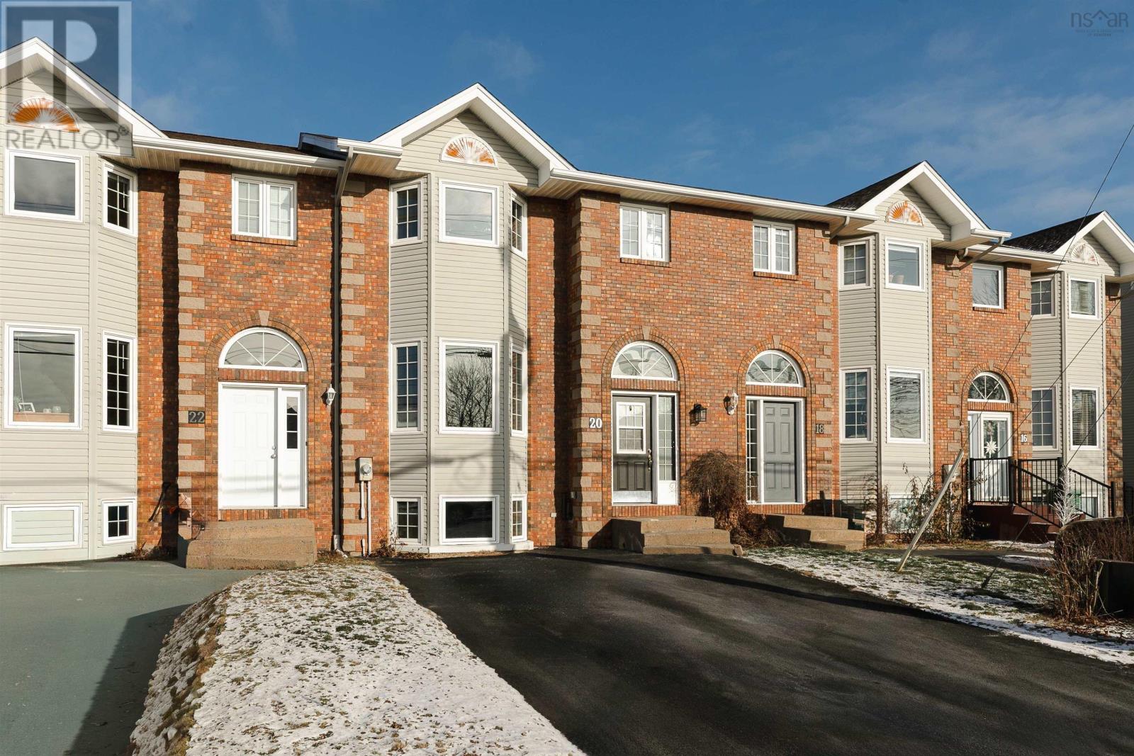 20 Russell Lake Drive