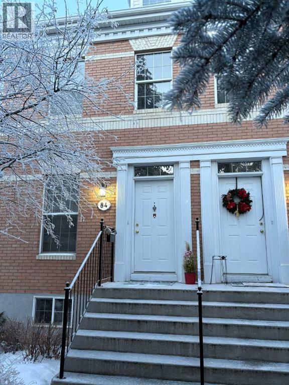 84 Inverness Square SE