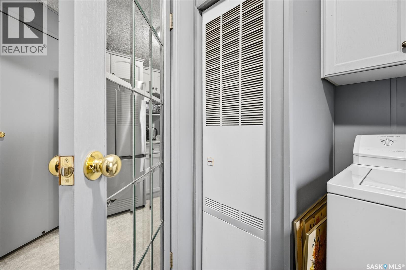 F5 1295 9th AVENUE NE